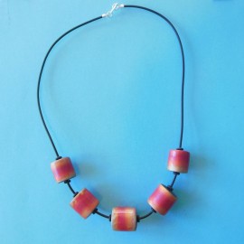S296 red hollow cylinder beads necklace 1