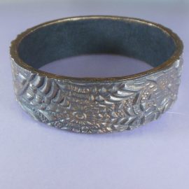 P292 metallic style bangle