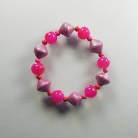 P300 pink pearly stretch bracelet