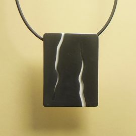 S401 black and white minimal pendant. £21