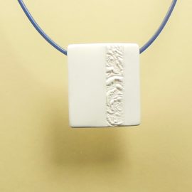 S411 white minimal pendant 2. £21