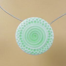 S415 green faux ceramic pendant