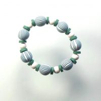 P347 blue and white striped bead stretchy bracelet