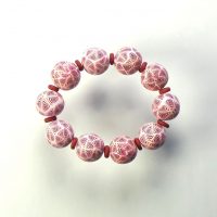 P348 red and white big bead stretchy bracelet